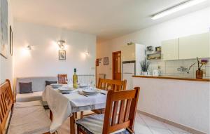 2 Bedroom Stunning Apartment In Rovinj