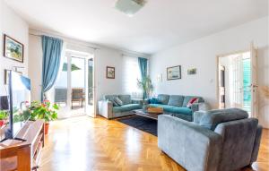 Holiday Home Podstrana 5