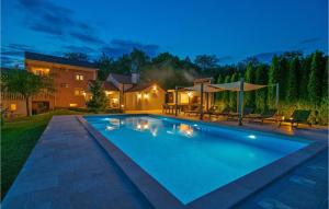 4 Bedroom Stunning Home In Imotski