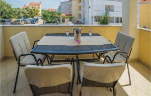 Beautiful Apartment In Biograd With 2 Bedrooms, Wifi And Outdoor Swimming Pool