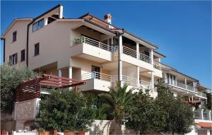 Nice Apartment In Rabac With 2 Bedrooms And Wifi