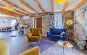 2 Bedroom Awesome Home In Zarecje 