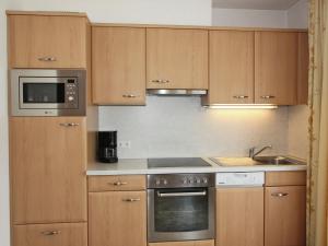 Apartment in Kaltenbach near Ski Lift