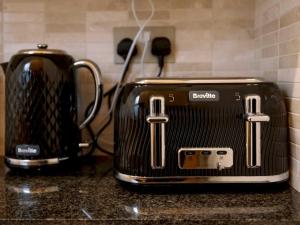 Lovely 2-bedroom flat in Pimlico w outdoor patio - Pass the Keys