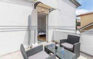 Awesome Apartment In Fazana With 1 Bedrooms And Wifi