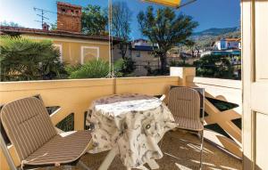 1 Bedroom Lovely Apartment In Lovran