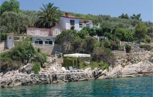 Beautiful Home In Vela Luka With 3 Bedrooms