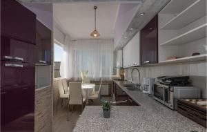 Two-Bedroom Apartment With Sea View In Makarska