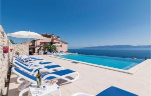 3 Bedroom Cozy Apartment In Labin 