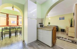 Awesome Apartment In Pula With 2 Bedrooms And Wifi