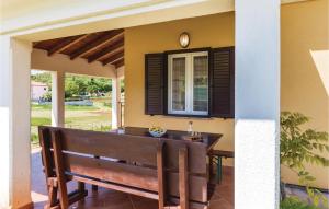 3 Bedroom Gorgeous Home In Putini