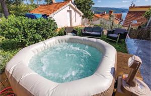 Cozy Home In Opatija With Jacuzzi
