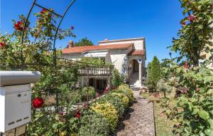 Gorgeous Studio In Pula With Wifi 