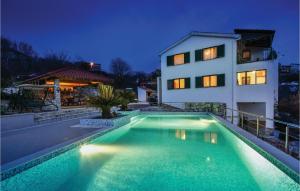 Nice Apartment In Mravince With House Sea View 