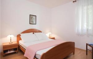 Beautiful Apartment In Rabac With Kitchen 