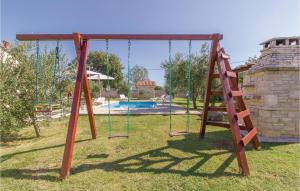 Two-Bedroom Holiday Home In Rebici
