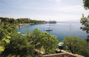 Amazing Apartment In Kraljevica