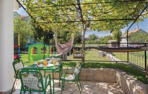 Awesome Home In Kastel Gomilica With 2 Bedrooms And Wifi