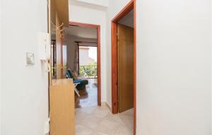 Amazing Apartment In Zadar With 2 Bedrooms And Wifi