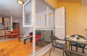 Two-Bedroom Apartment Misevac With Sea View 07