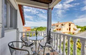 1 Bedroom Amazing Apartment In Marsici - Rasopasno