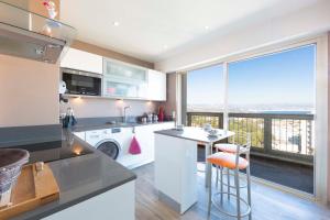 Le Chambord Stylish 2-bedroom apartment with breathtaking view in Antibes!