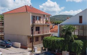 Nice Apartment In Sibenik With 3 Bedrooms And Wifi