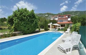Amazing Apartment In Ostrvica With 2 Bedrooms, Wifi And Outdoor Swimming Pool