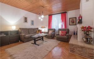 Holiday Home Manjadvorci Ii