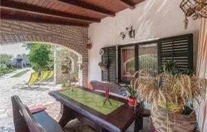 Holiday Home Manjadvorci Ii