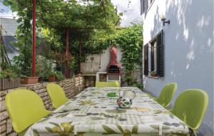 Holiday Home Manjadvorci Ii