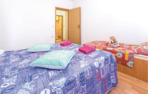 1 Bedroom Cozy Apartment In Vidalici