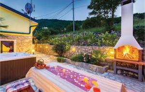 Beautiful Home In Medveja