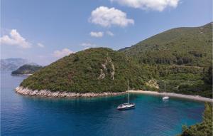 One-Bedroom Holiday Home In Kneze