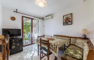 Awesome Apartment In Pula With 2 Bedrooms And Wifi