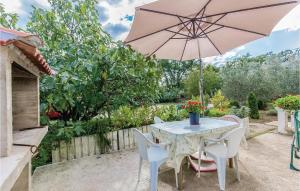 Lovely Apartment In Dobrinj With Wifi 