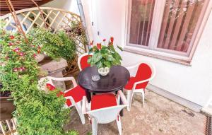 Lovely Apartment In Dobrinj With Wifi 