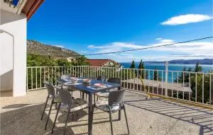 Awesome Apartment In Karlobag- Ribarica - Plitka Draga