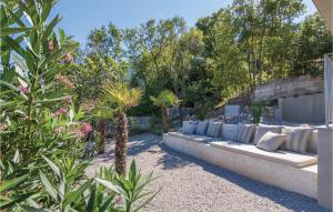Splendid apartment with view in Sveta Marina