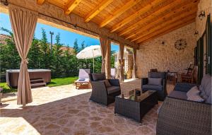 Beautiful Home In Dubrava With 7 Bedrooms, Wifi And Outdoor Swimming Pool