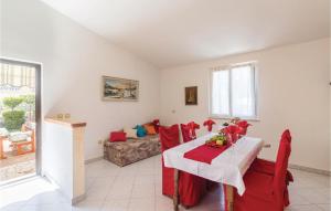 Stunning home in Pula with 2 Bedrooms and WiFi
