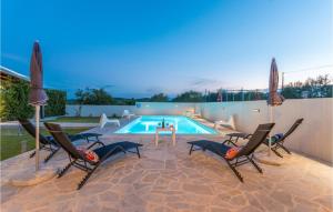 Beautiful Home In Benkovac With 3 Bedrooms, Wifi And Outdoor Swimming Pool