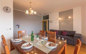 Apartment Makarska Gradiscanskih Hrvata