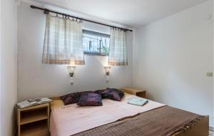 Gorgeous Apartment In Pula With Wifi