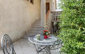 Gorgeous Apartment In Pula With Wifi 