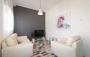 Awesome Apartment In Zadar With Wifi 