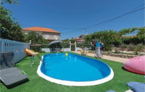 Nice apartment in Zadar w Outdoor swimming pool Outdoor swimming pool and 2 Bedrooms