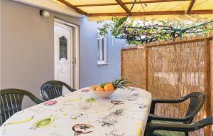 One-Bedroom Apartment In Fazana