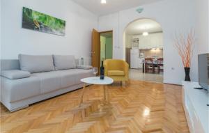 Beautiful Apartment In Porec With 1 Bedrooms And Wifi