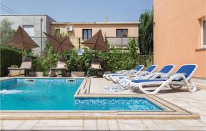 Awesome Apartment In Pula With Kitchen